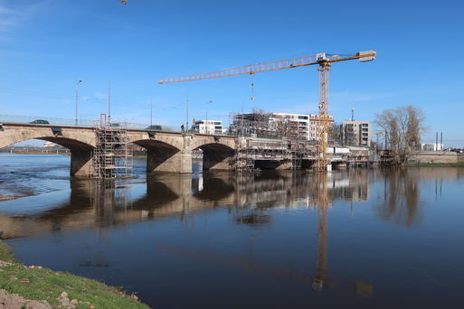 Bild vergrößern: Wasserstand der Alten Elbe am 17.03.2020