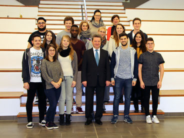 Bild vergrößern: Oberbürgermeister begrüßte Studierende aus Magdeburgs Partnerstadt Le Havre