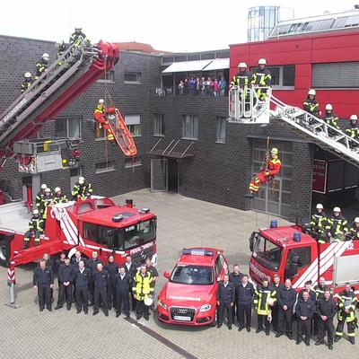 Gruppenbild Feuerwehr Magdeburg