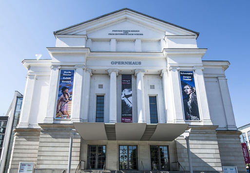 Bild vergrößern: Opernhaus Theater Magdeburg ©Alfredo Mena