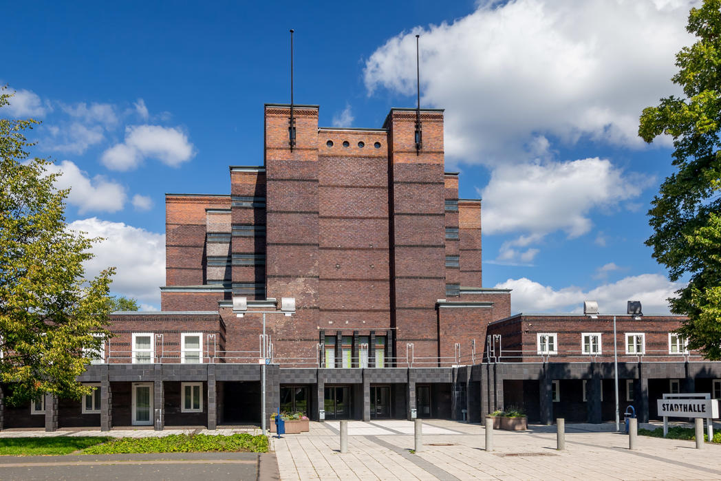 Stadthalle Magdeburg - Außenansicht Eingangsbereich