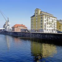 Wissenschaftshafen: Denkfabrik, Speicher, Handelshafen