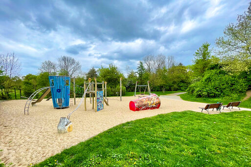 Bild vergrößern: Spielplatz Motzstrae