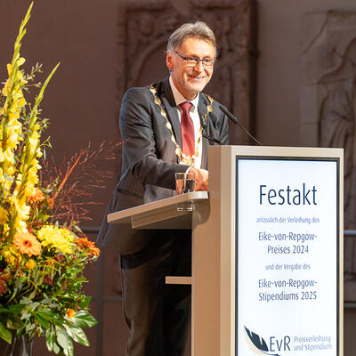 Prof. Dr. Jens Strackeljan, Rektor der Otto-von-Guericke-Universität Magdeburg