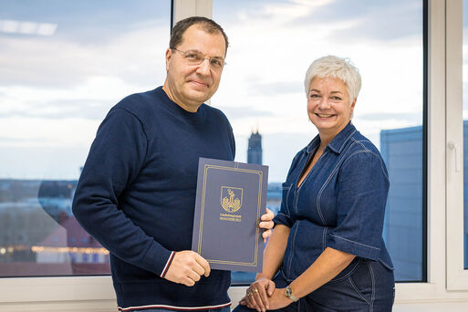 Stadtschreiber Marcus Hammerschmitt und die Beigeordnete Stieler-Hinz